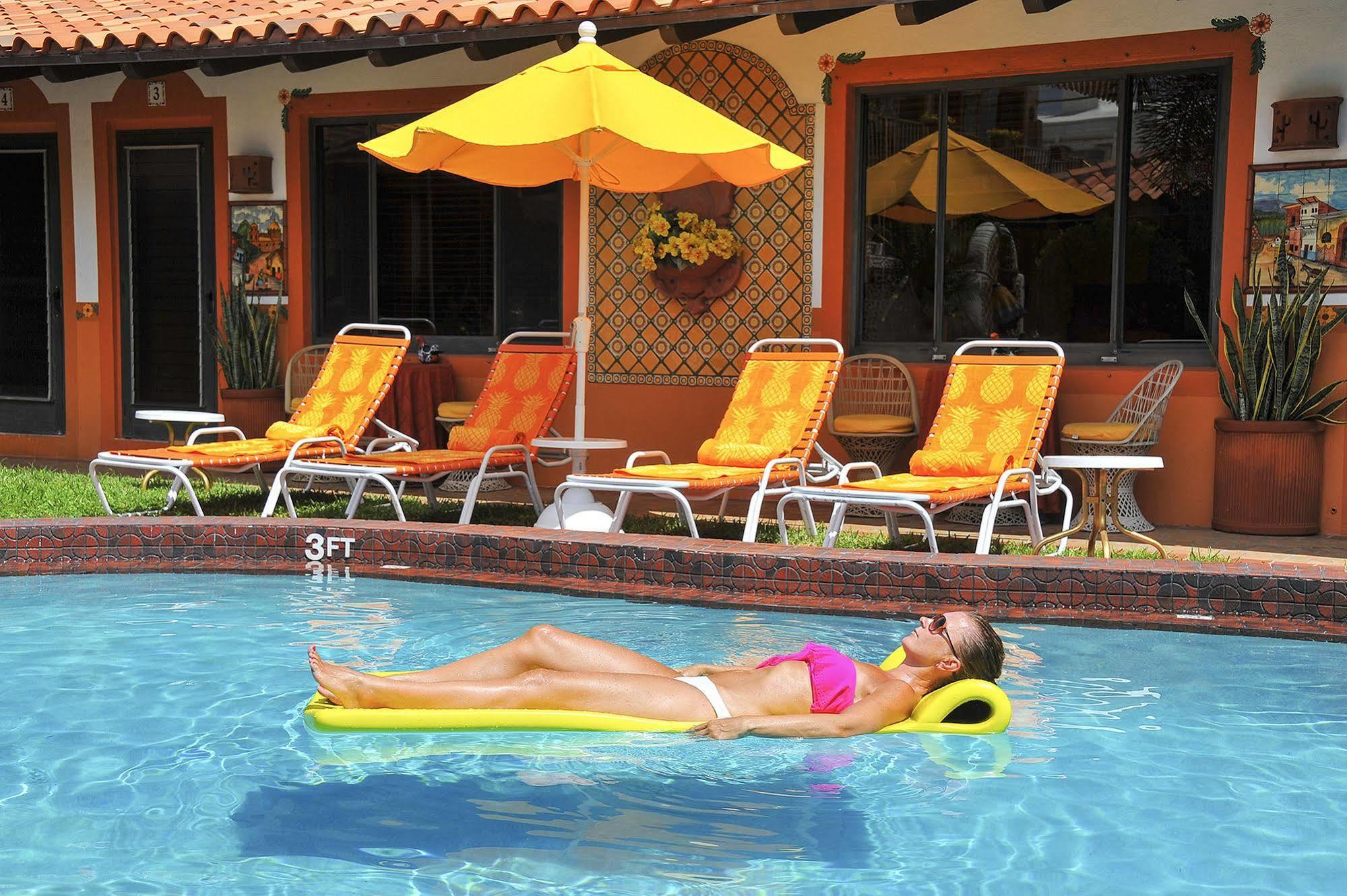 Hotel Blue Seas Courtyard Lauderdale-by-the-Sea Zewnętrze zdjęcie